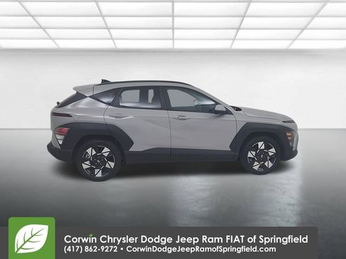 Used 2025 Hyundai Kona SEL image 16