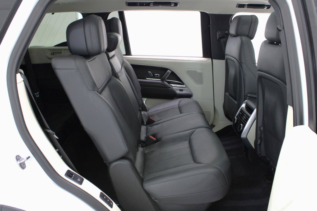 Used 2022 Land Rover Range Rover Long Wheelbase SE AWD/4WD image 45