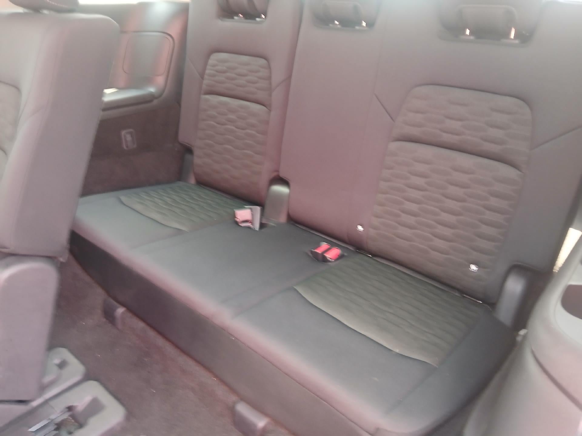 Used 2025 Nissan Pathfinder SV FWD image 15