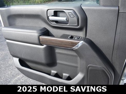 New 2025 Chevrolet Silverado 2500 LT w/ Convenience Package image 30