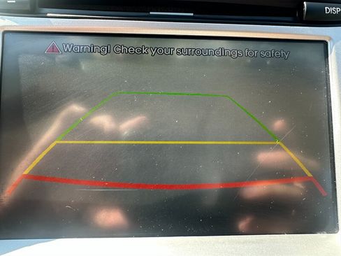 Used 2012 Hyundai Elantra Limited w/ Technology Pkg 5 FWD image 21