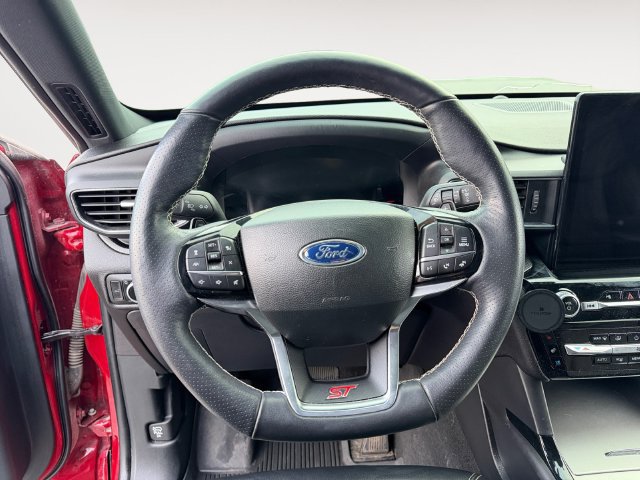 Used 2023 Ford Explorer ST w/ Equipment Group 401A AWD/4WD image 13