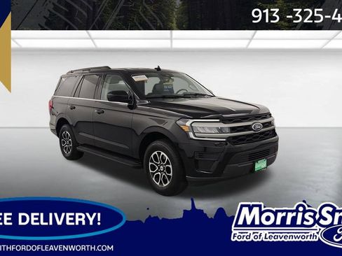 Used 2024 Ford Expedition XLT AWD/4WD image 1