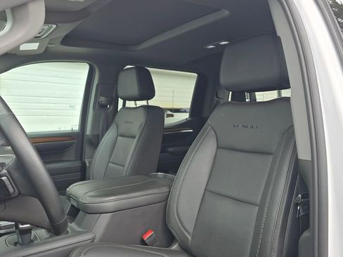 Used 2024 GMC Sierra 1500 Denali w/ Denali Reserve Package AWD/4WD image 21