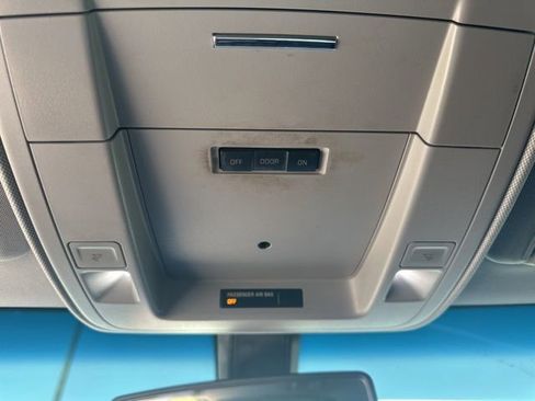 Used 2018 Chevrolet Tahoe LS RWD image 10
