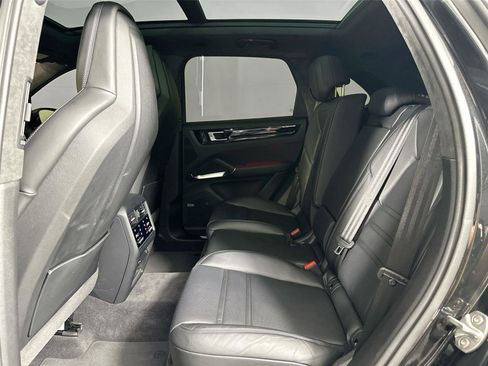 Certified 2023 Porsche Cayenne Turbo S AWD/4WD image 26