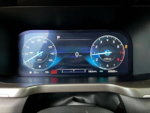 Used 2023 Kia Sorento SX AWD/4WD image 13