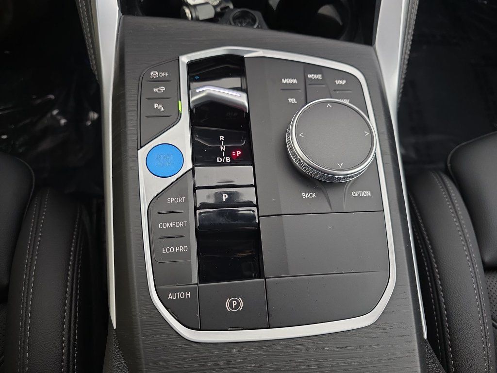 Certified 2024 BMW i4 eDrive40 w/ M Sport Package RWD image 25
