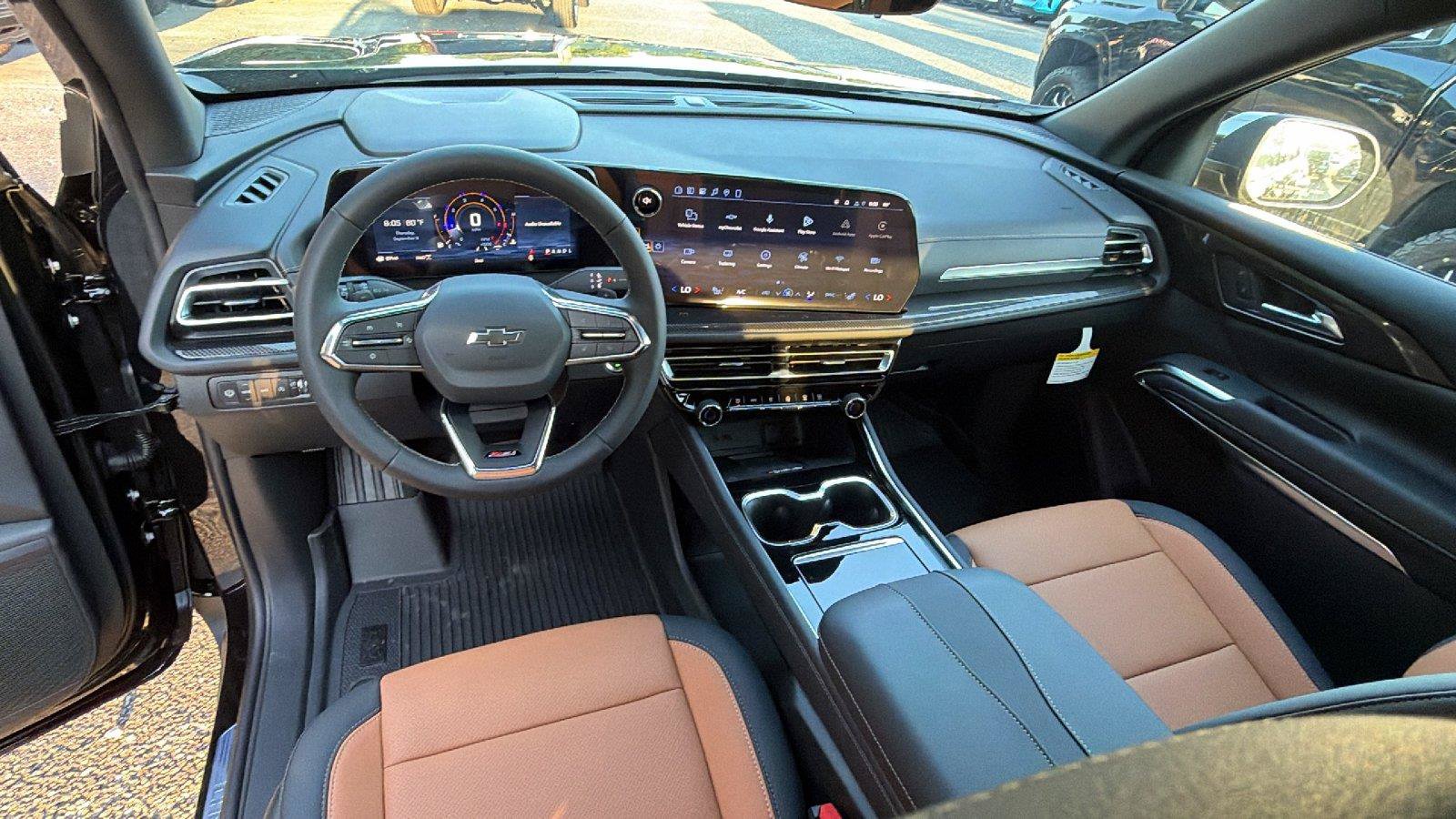 New 2027 Chevrolet Traverse Z71 w/ Driver Confidence Package AWD/4WD image 20