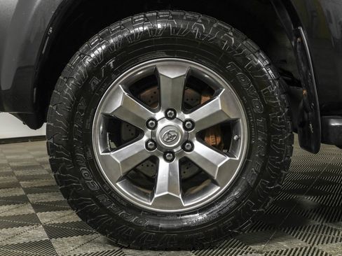 Used 2006 Toyota 4Runner Limited image 21