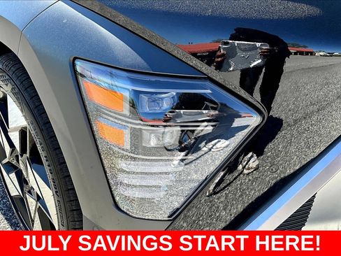 Used 2025 Hyundai Kona Limited FWD image 42