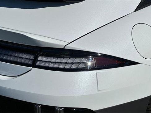 New 2025 Hyundai Ioniq 6 SEL image 33