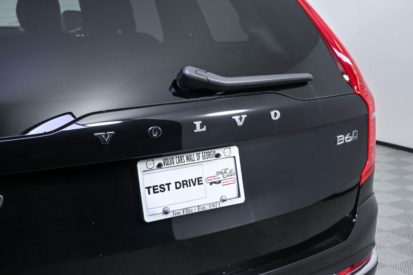 Certified 2024 Volvo XC90 B6 Ultimate w/ Protection Package AWD/4WD image 39