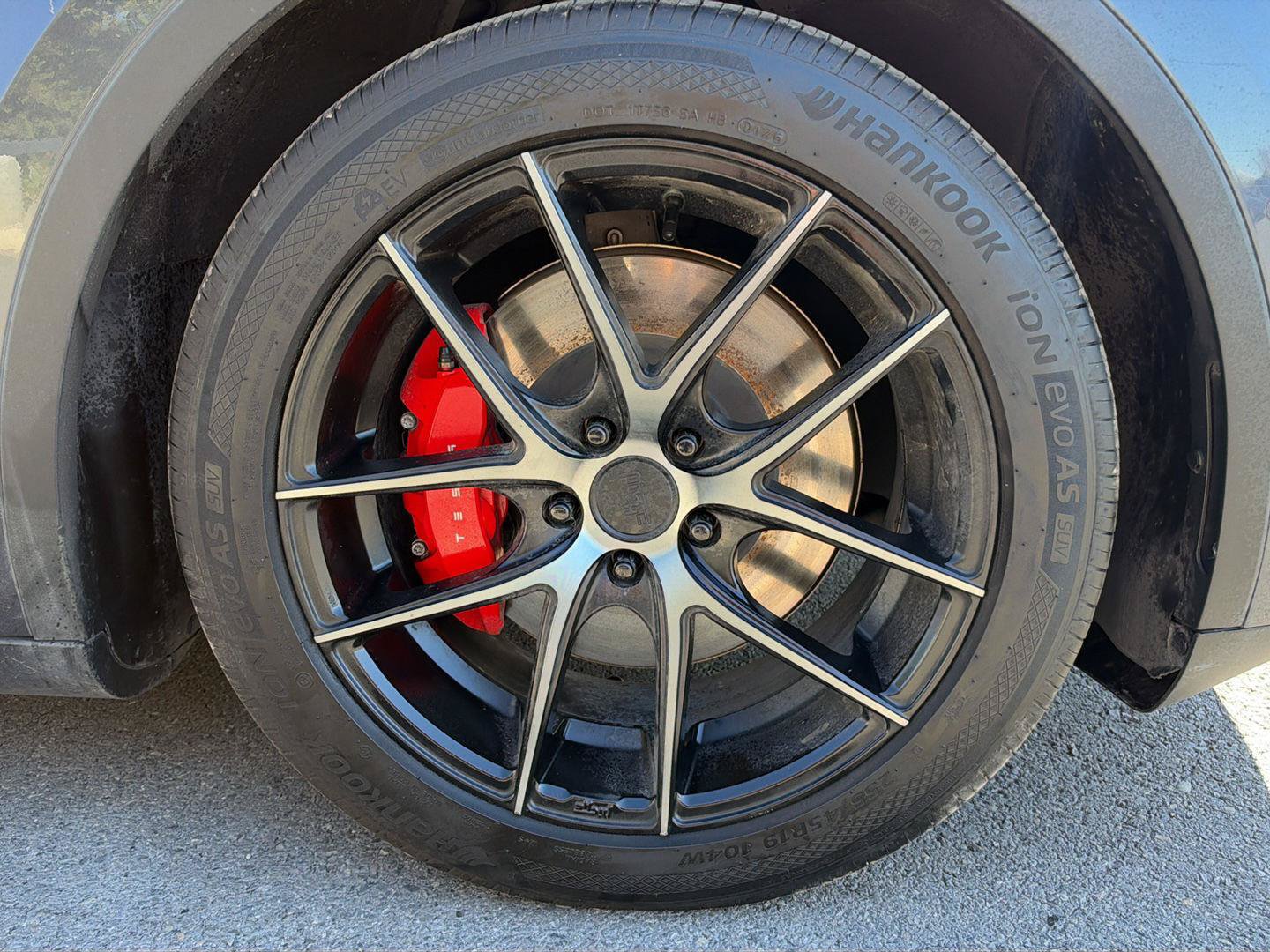 Used 2021 Tesla Model Y Performance AWD/4WD image 10