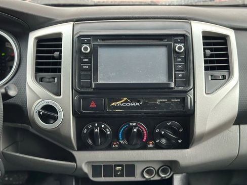 Used 2015 Toyota Tacoma Pickup 4D 5 ft w/ TRD Sport Package image 18