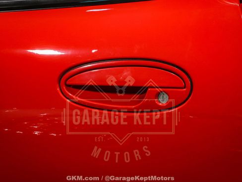 Used 1997 Chevrolet Corvette Coupe w/ Roof Pkg image 26