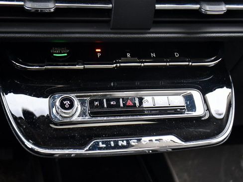 Used 2023 Lincoln Corsair AWD w/ Equipment Group 101A image 30