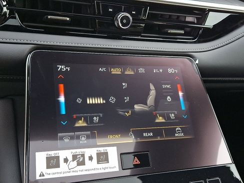 New 2026 INFINITI QX80 Autograph w/ Premium Cargo Package image 13