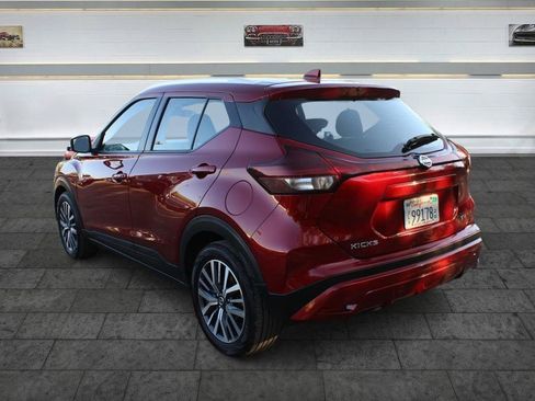 Used 2021 Nissan Kicks SV FWD image 5