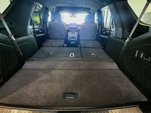 Used 2021 Chevrolet Tahoe Premier image 35