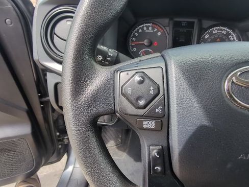 Used 2020 Toyota Tacoma SR image 14