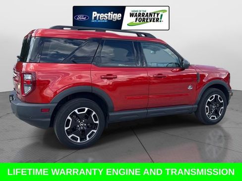 Used 2023 Ford Bronco Sport Outer Banks w/ Tech Package AWD/4WD image 4