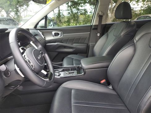 Used 2022 Kia Sorento SX w/ Panoramic Sunroof Package image 21