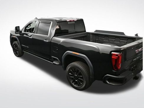 Used 2023 GMC Sierra 2500 Denali w/ Denali Black Diamond Edition image 17