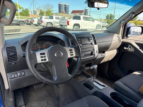 Used 2014 Nissan Frontier SV RWD image 19