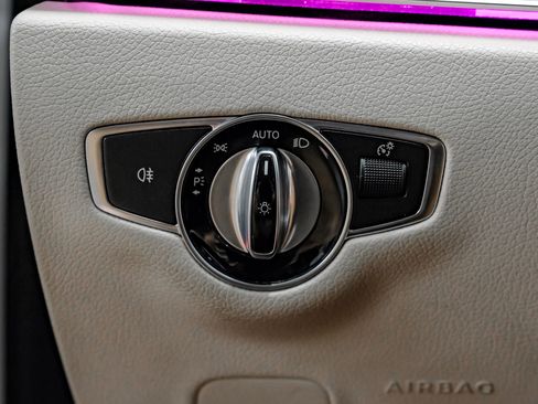 Used 2018 Mercedes-Benz E 300 w/ Premium 1 Package image 28