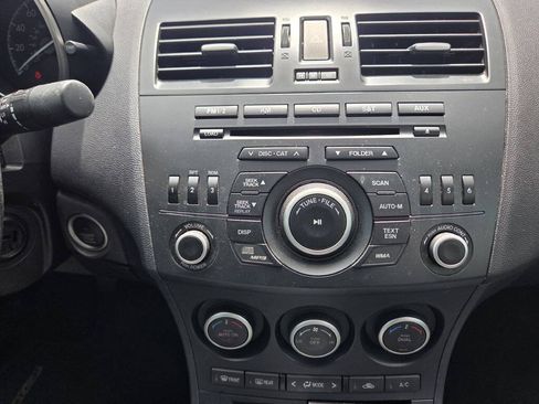 Used 2012 MAZDA MAZDA3 s Grand Touring w/ Tech Pkg FWD image 37