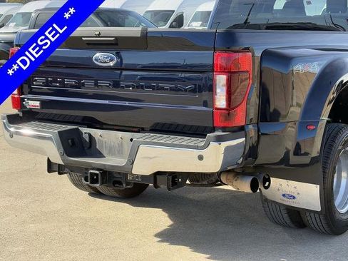 Certified 2022 Ford F350 XLT w/ XLT Value Package image 8