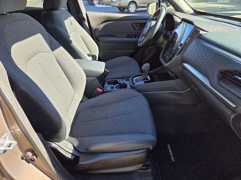 Used 2025 Subaru Forester Premium image 15