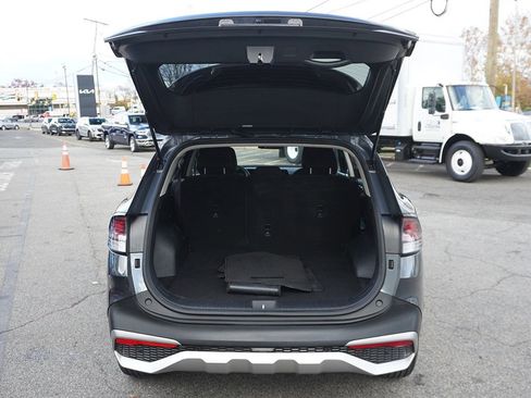Used 2023 Kia Sportage LX image 18