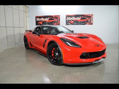 Used 2019 Chevrolet Corvette Grand Sport RWD image 1