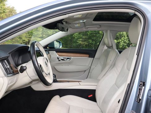 Used 2018 Volvo S90 T6 Inscription w/ Convenience Package AWD/4WD image 10