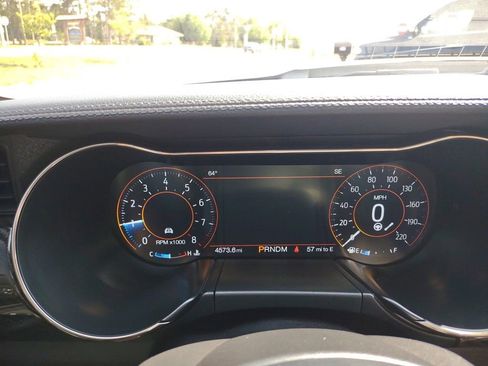 Used 2020 Ford Mustang Shelby GT500 w/ Carbon Fiber Track Pack image 15