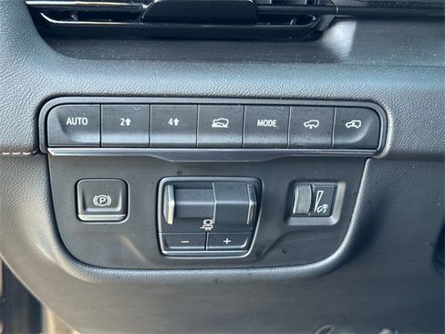 Used 2023 Cadillac Escalade Sport w/ Touring Package image 28