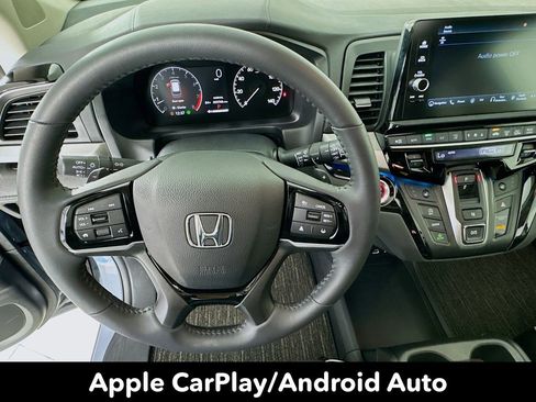 Used 2026 Honda Odyssey Touring image 14
