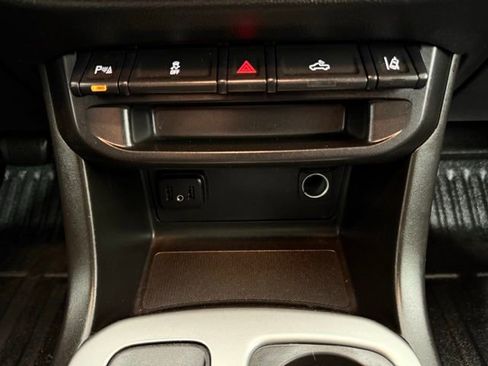 Used 2021 Chevrolet Colorado LT w/ Fleet Safety Package image 33