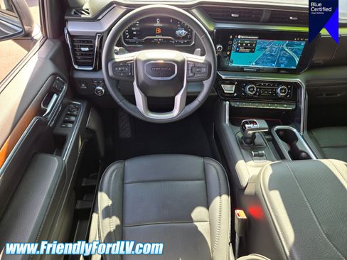 Used 2024 GMC Sierra 1500 Denali w/ Denali Reserve Package AWD/4WD image 11