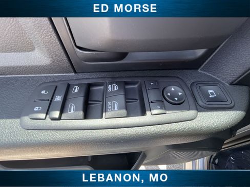 Used 2024 RAM 2500 Tradesman w/ Chrome Appearance Group AWD/4WD image 21