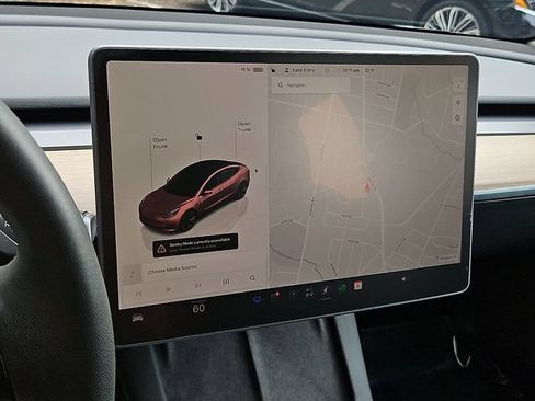 Used 2023 Tesla Model 3 Standard Range RWD image 17
