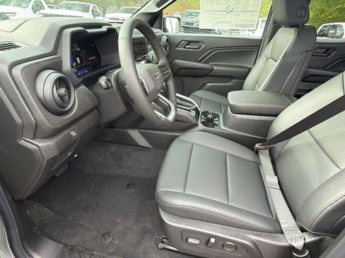 Used 2026 Chevrolet Colorado Trail Boss AWD/4WD image 13