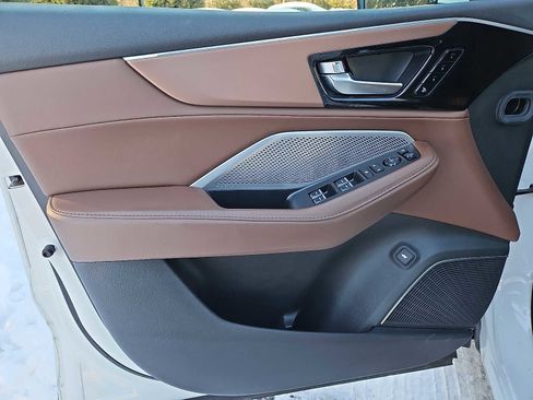 Certified 2023 Acura MDX w/Technology Package image 14