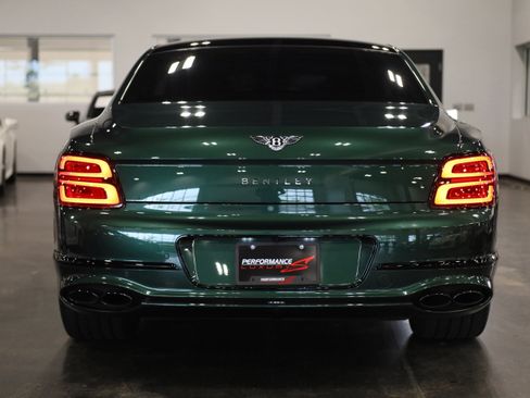 Used 2023 Bentley Flying Spur Plug-In Hybrid AWD/4WD image 6
