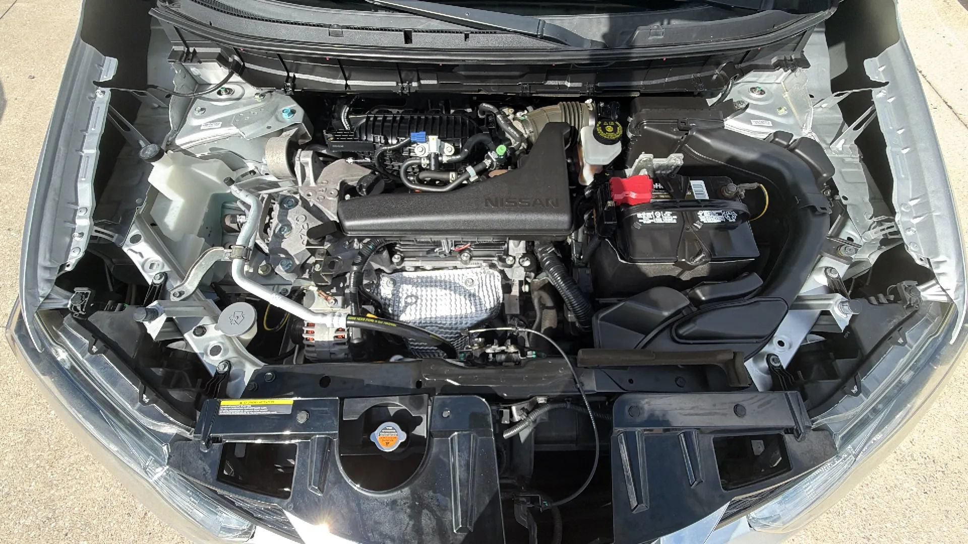 Used 2015 Nissan Rogue SV w/ SV Premium Package FWD image 23