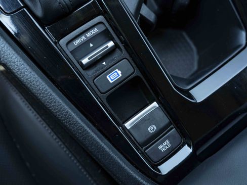 Used 2024 Honda Accord EX-L image 28