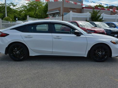 Used 2025 Honda Civic Sport image 5