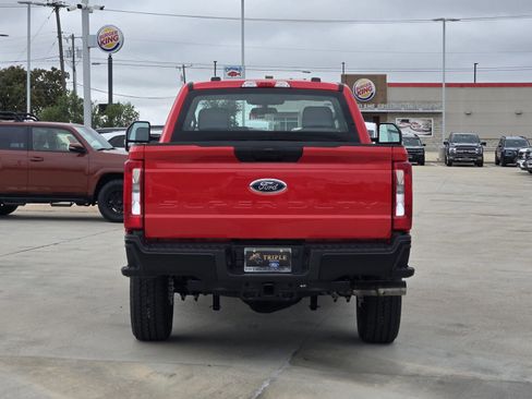 New 2026 Ford F350 XL w/ FX4 Off-Road Package image 8